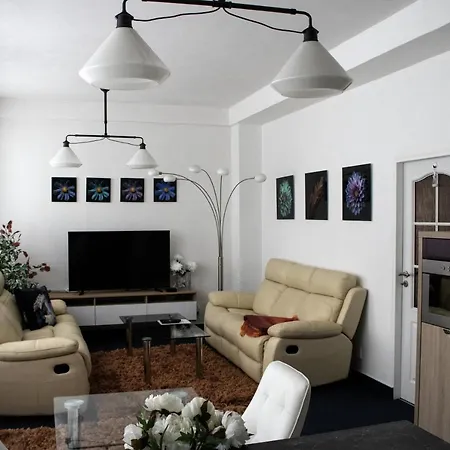 Apartman Vintage A2 V Chomutove * Chomutov
